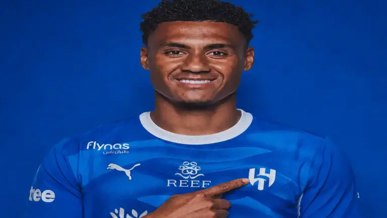 أولي واتكينز يرحب بالانتقال إلى الهلال