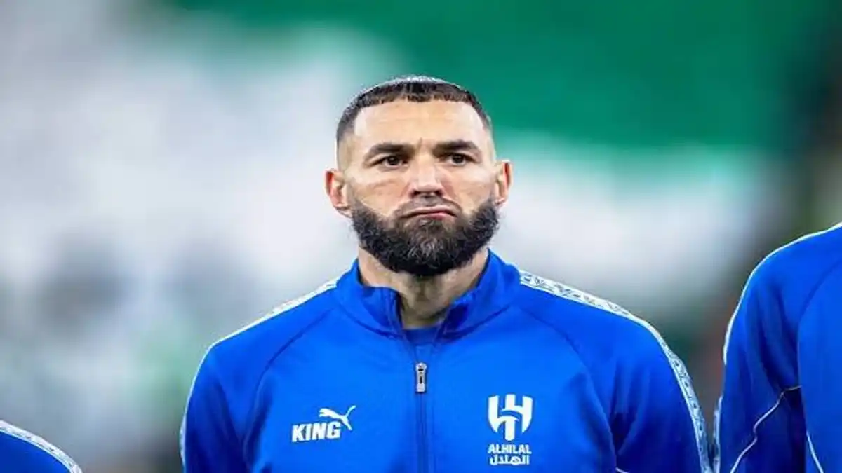 الهلال يسعى لإنهاء ارتباطه بكريم بنزيما بناءً على رغبة سيموني إنزاغي